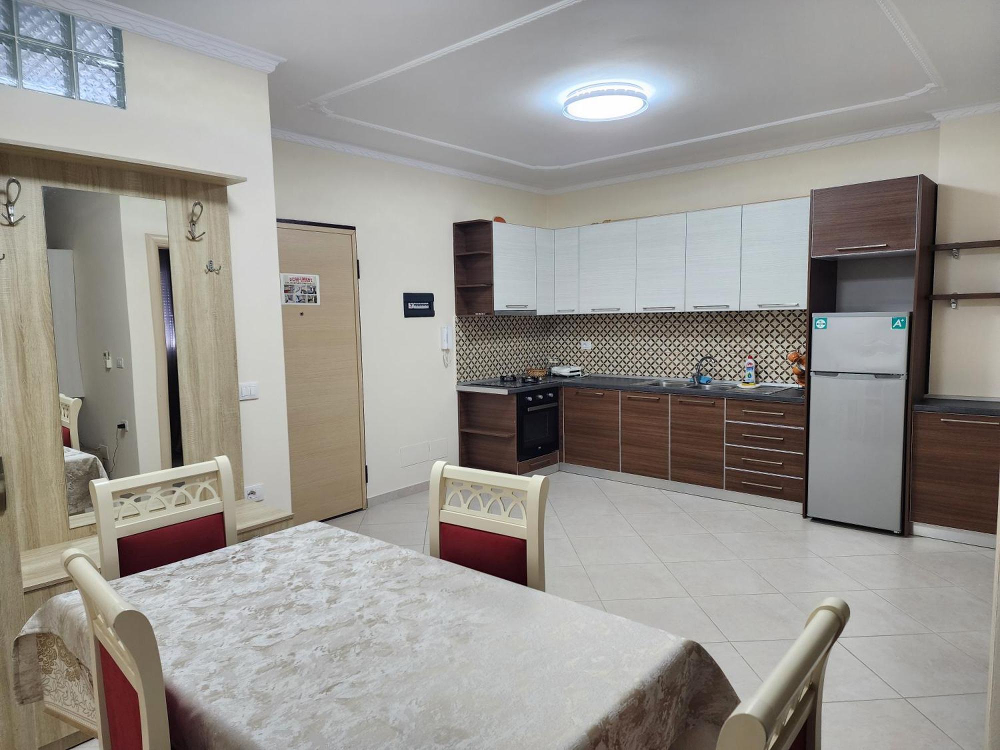 E.I.R Apartments Vlorë Buitenkant foto